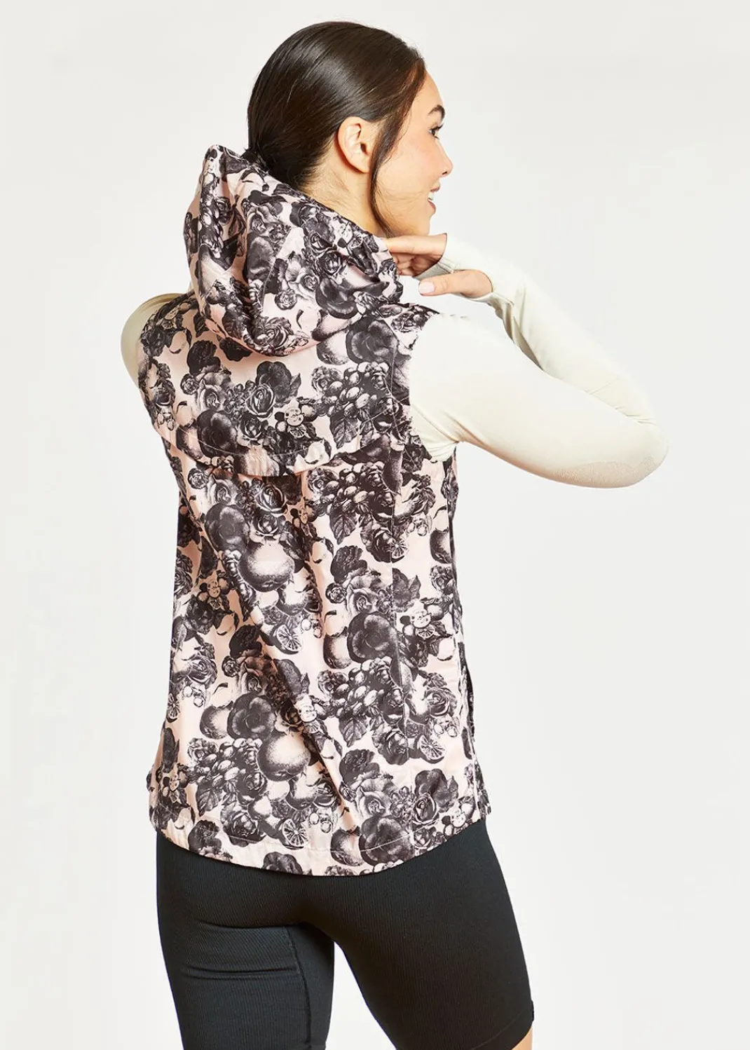 Women Oiselle Vests*Seattle Showers Vest