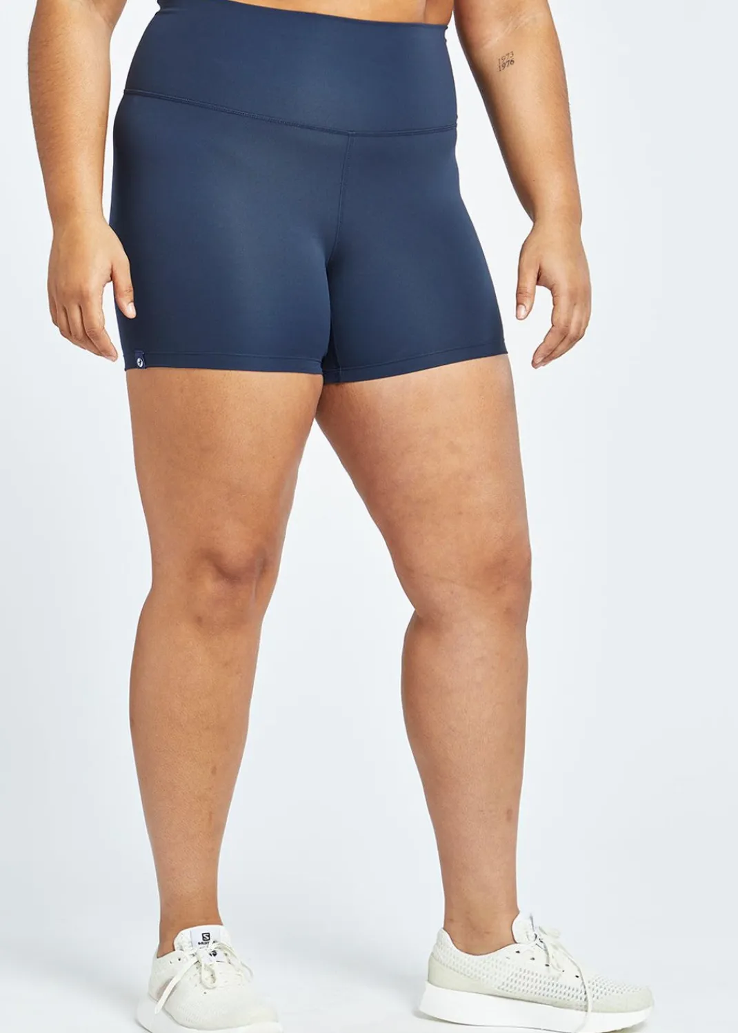 Women Oiselle Shorts*Essential Bird Shorts