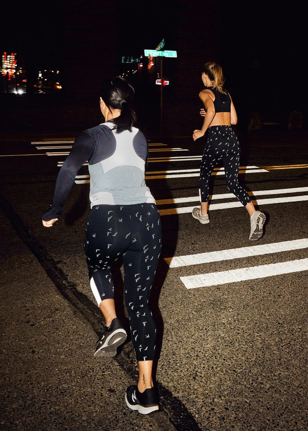 Women Oiselle Tights*Firecracker 3/4 Tights