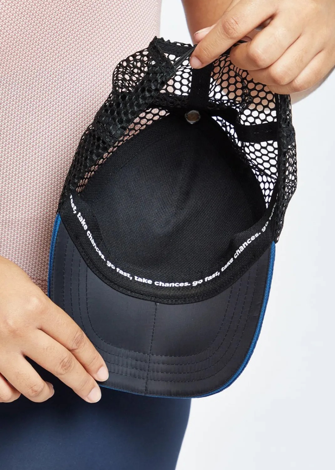 Women Oiselle Headwear*Runner Trucker