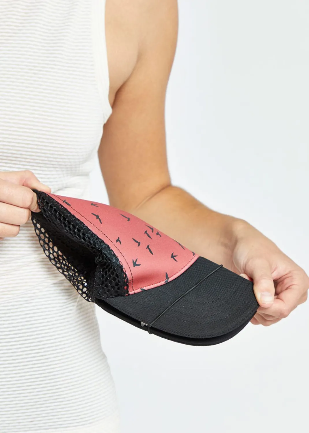 Women Oiselle Headwear*Runner Trucker