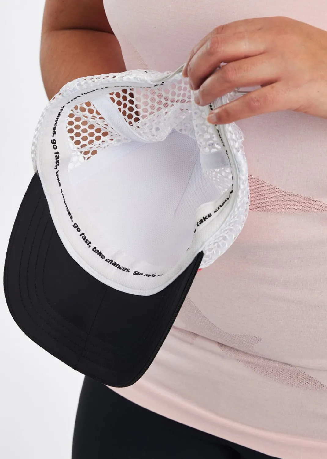 Women Oiselle Headwear*Runner Trucker